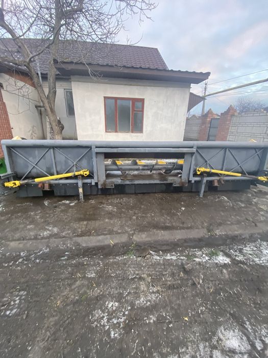 Продам кукурудзяну жатку Fantini 2008 рік