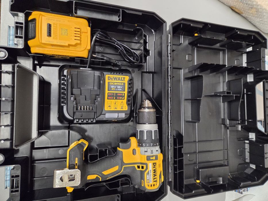 Wiertarko-wkretarka -udatowa Dewolt