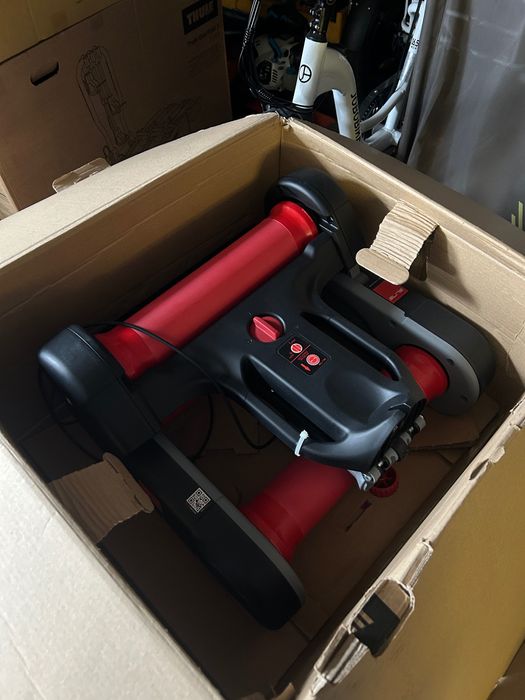 Trenażer rolkowy ELITE Quick Motion 3