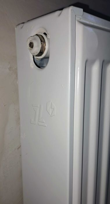 Газифікований невеликий Будинок, з гостьовим будиночком зі зручностями