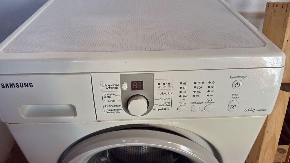 Máquina de lavar roupa Samsung