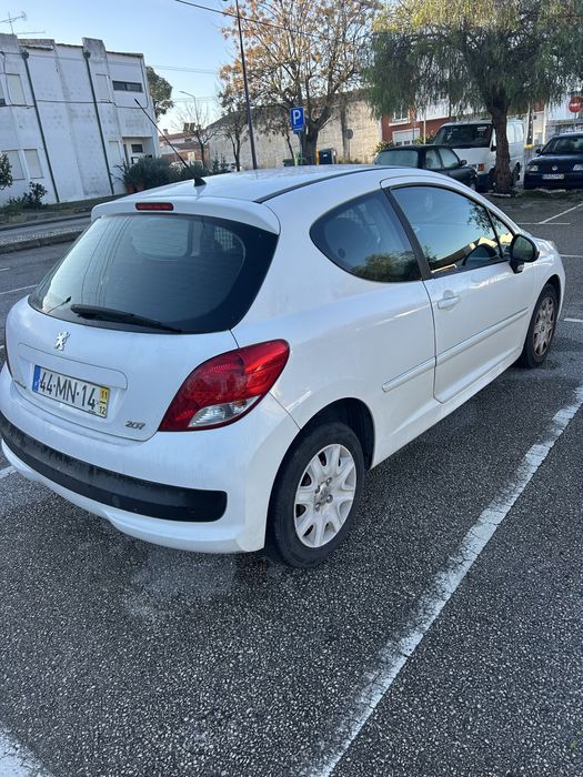 Peugeot 207 1.4hdi comercial 2011