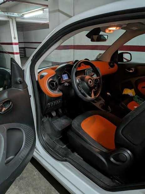 Smart Fortwo 1.0 71cv | 52.400 km | 1 Dono | Teto Panorâmico