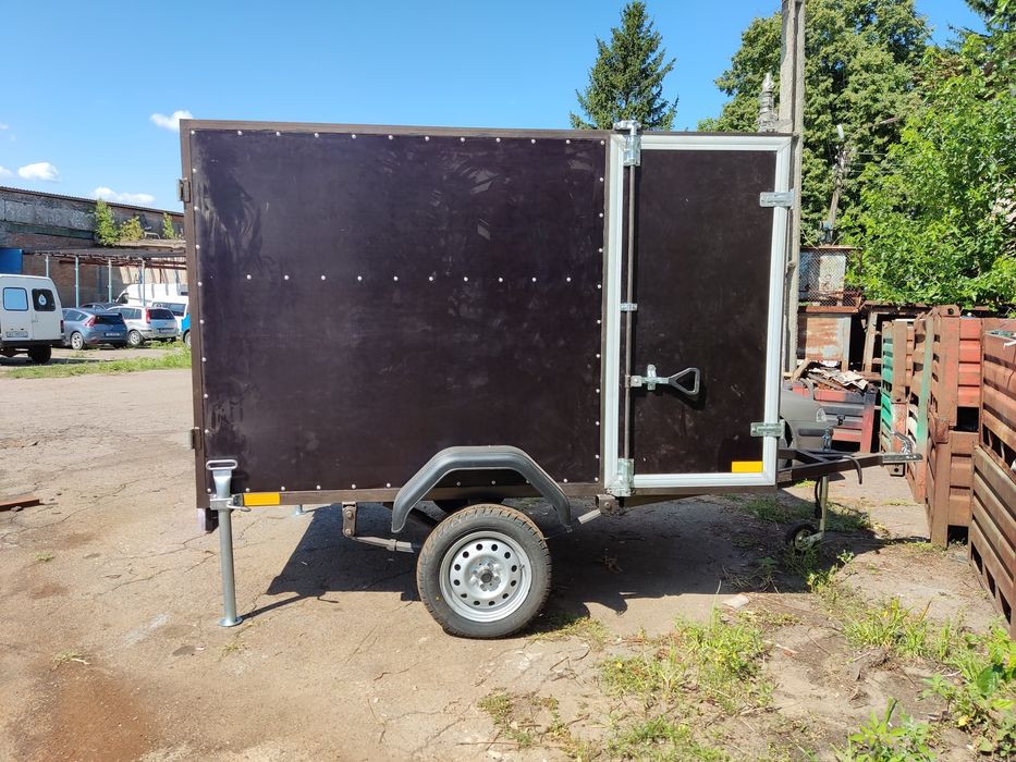 Причіп-фургон для агродронів.