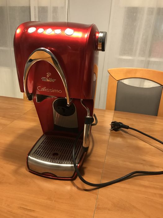 ekspres na kapsułko tchibo cafissimo classic hot red