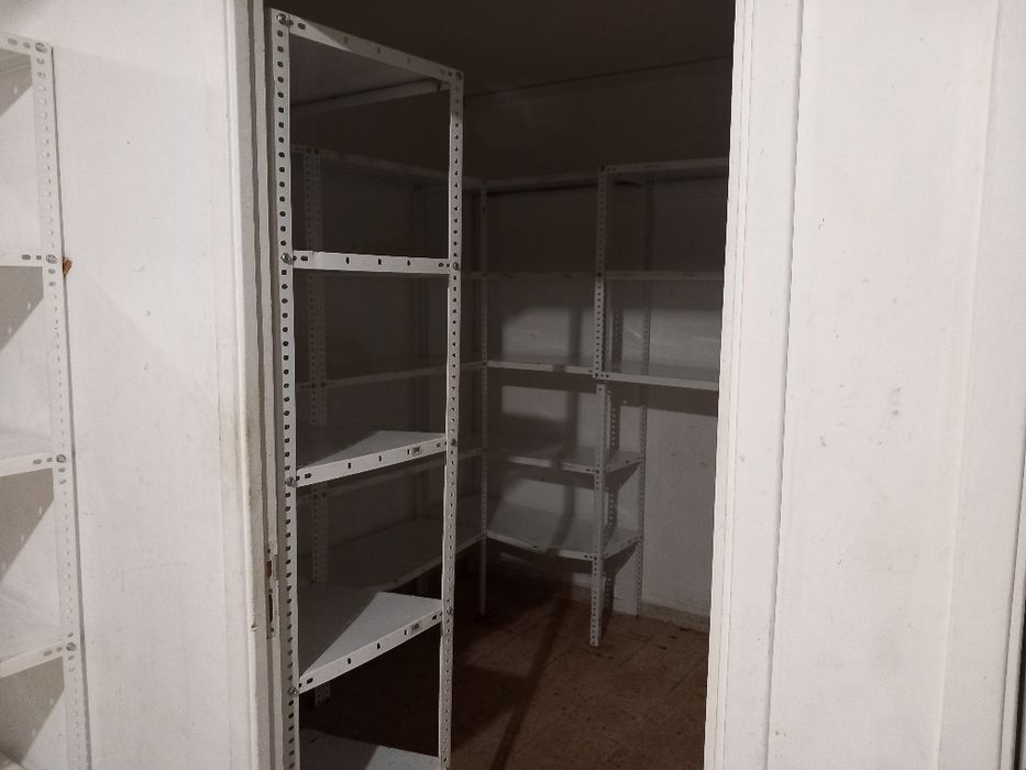 Vende-se Espaço Comercial, Quarteira A 70 Metros da Praia