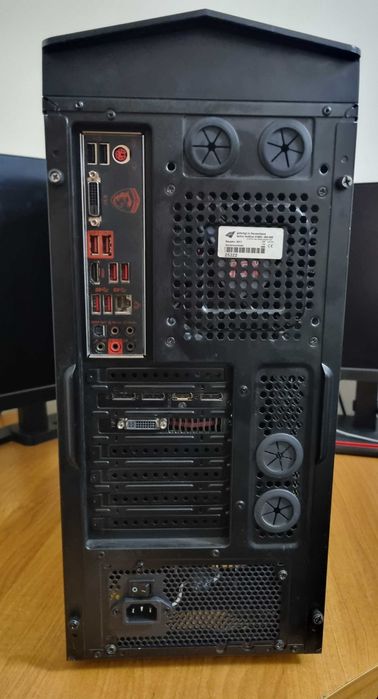 Legendarny Komputer Gamingowy MSI i7-6700 /MSI GTX-980Ti 6GB /DDR4 16GB-RAM / SSD