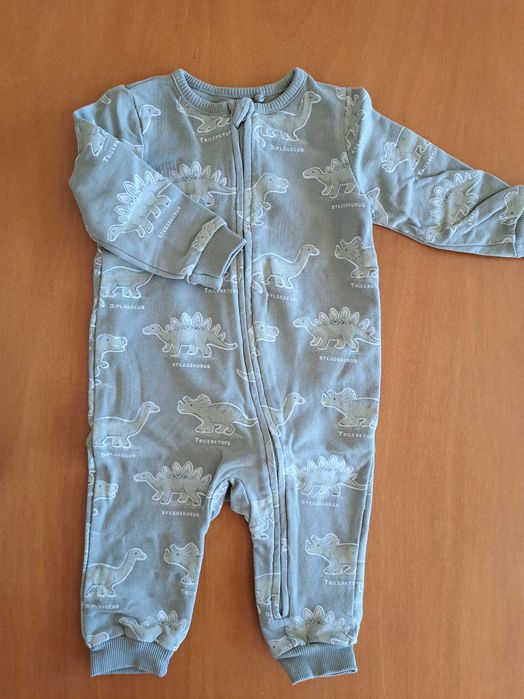 Ubranka dla niemowlaka chłopięce 68 pinokio c&a pepco h&m