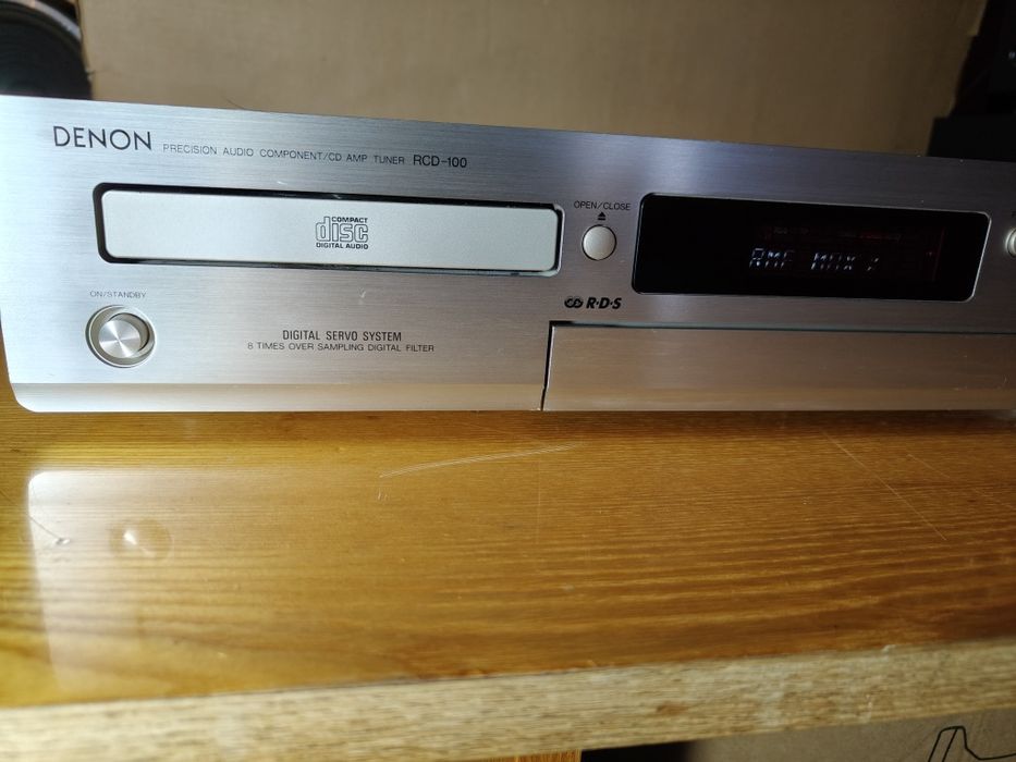 Denon amplituner CD RCD -100