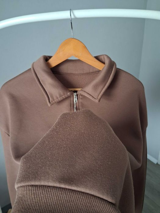 Жіночий світшот джемпер з комірцем шоколадного кольору