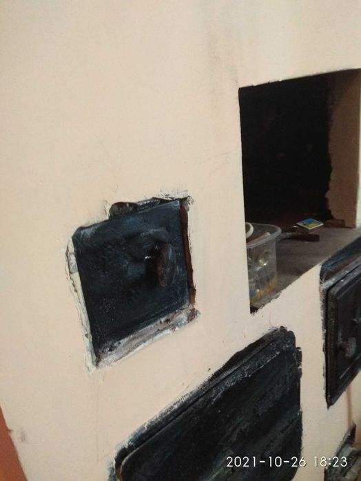 Продам частину будинку,недорого!