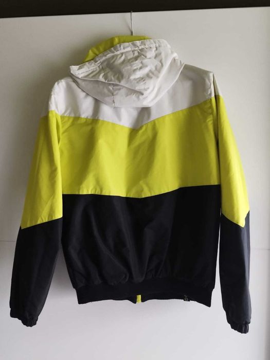 Kurtka męska z kapturem na jesień i wiosnę