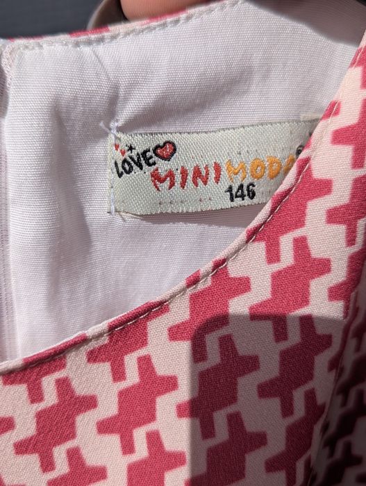 Сукня святкова для дівчинки