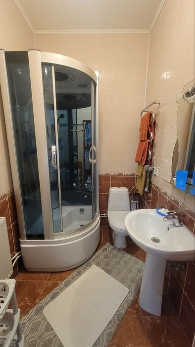 Власний готель на 9 номерів / резиденція в заповідній частині Карпат