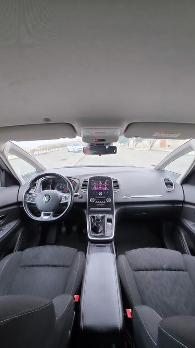 Renault Scénic 1.7 Diesel 120cv | 7 Lugares | 2019 — photo 2