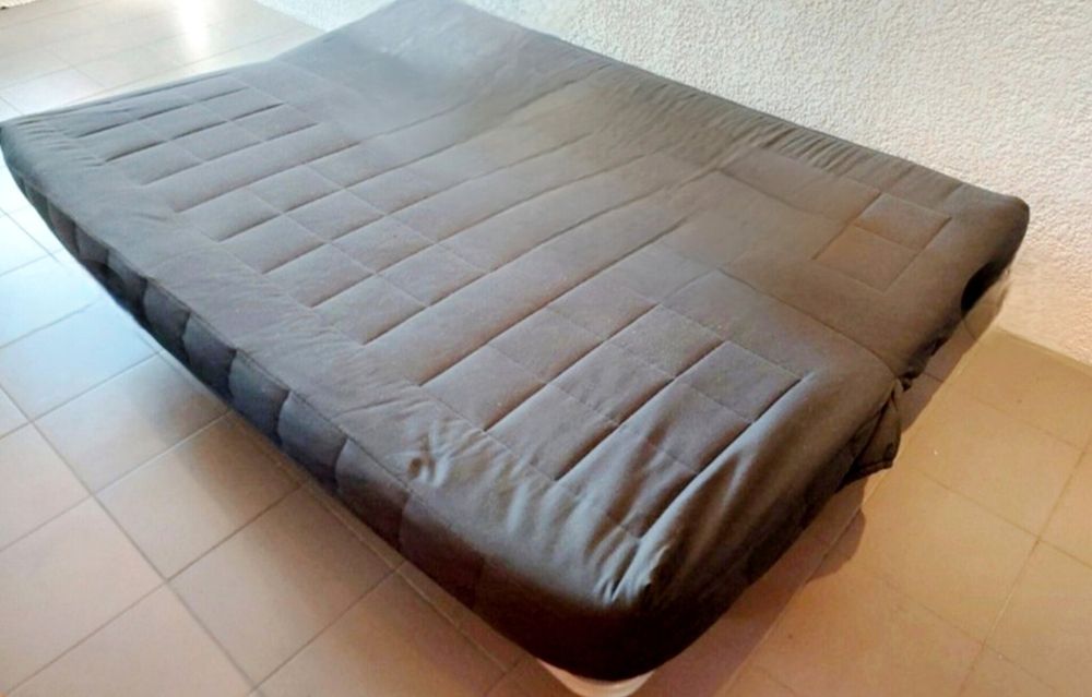 Sofá cama 3lugares IKEA