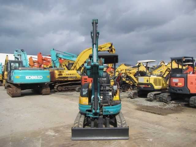 Гусеничный экскаватор Yanmar B3-6A