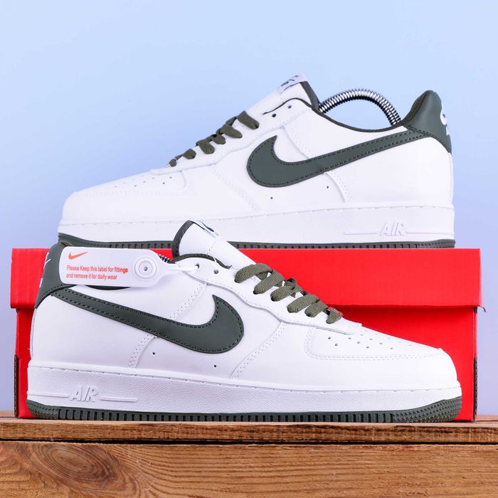 (1994) Кросівки Nike Air Force білі з хакі (42-46) найк найки