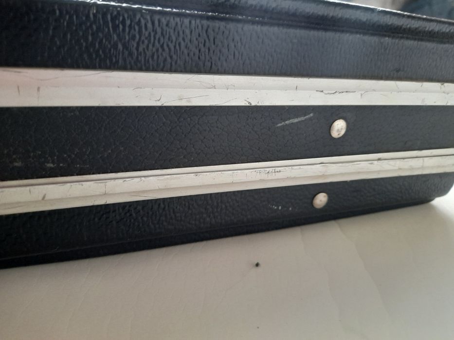 Винтажный дипломат.С канцелярией.80г.20в.