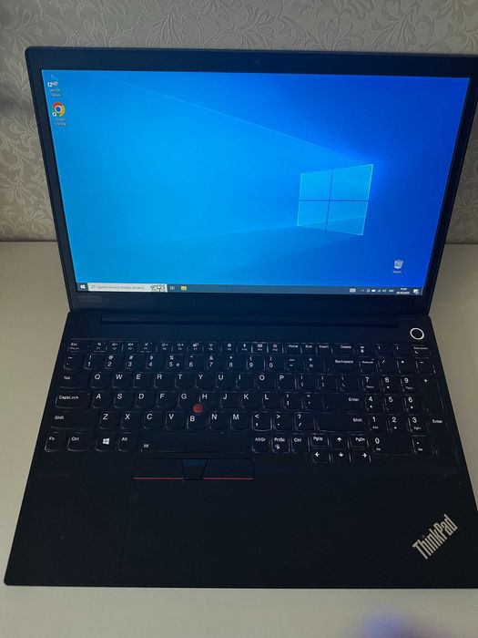 Ноутбук 15.6" Lenovo ThinkPad E15 Core i5-10210U 16GB SSD 500GB