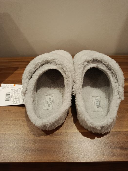 Crocs tamanho 34-35
