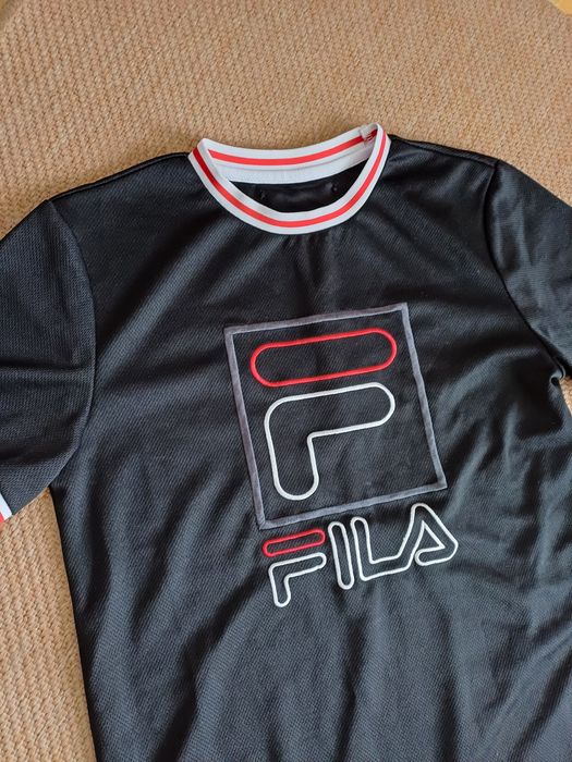 T-shirt sportowy czarny  FILA r. S