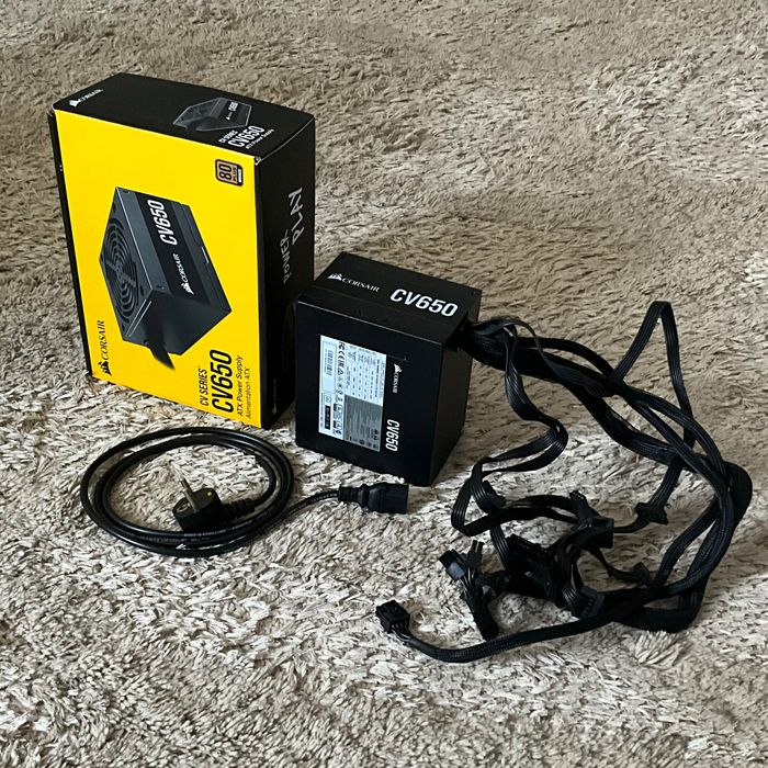 Блок питания 650w Corsair 8pin 6pin