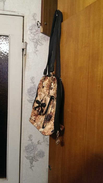 Рюкзак - сумочка (портфель ) 2в 1 Трансформер Прекрастное состояние