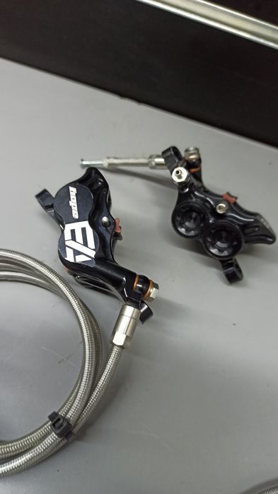 Hamulce Hope tech 4e4 nie 4v4