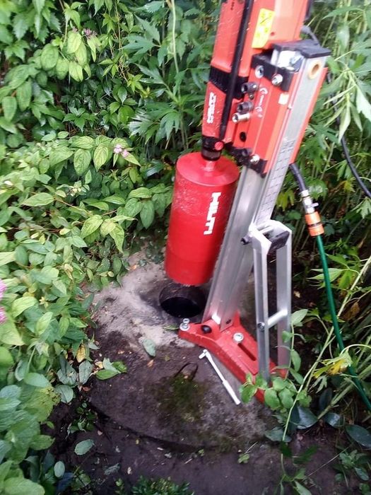BEE-TON wiercenie i cięcie betonu techniką diamentową