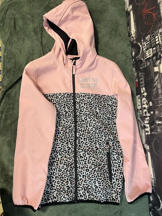 Ветровка на зріст 146-152 весна- осінь