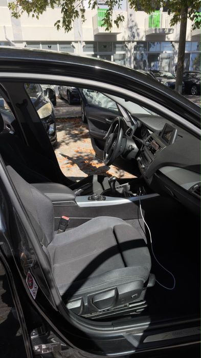 F20 116d sport como novo