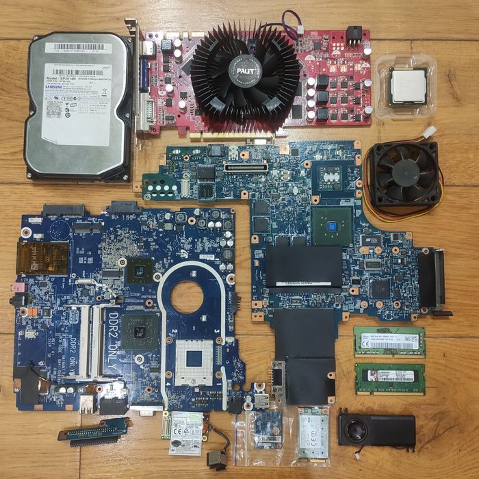 Комп'ютерні запчастини