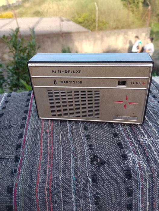 Radio antigo a pilhas