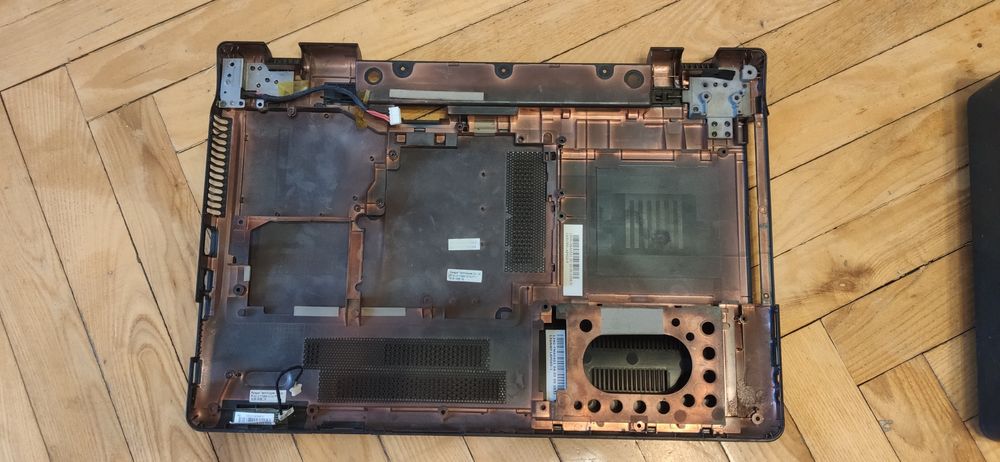 Нижній піддон до ноутбуків Asus N61J, N61, N52J Black