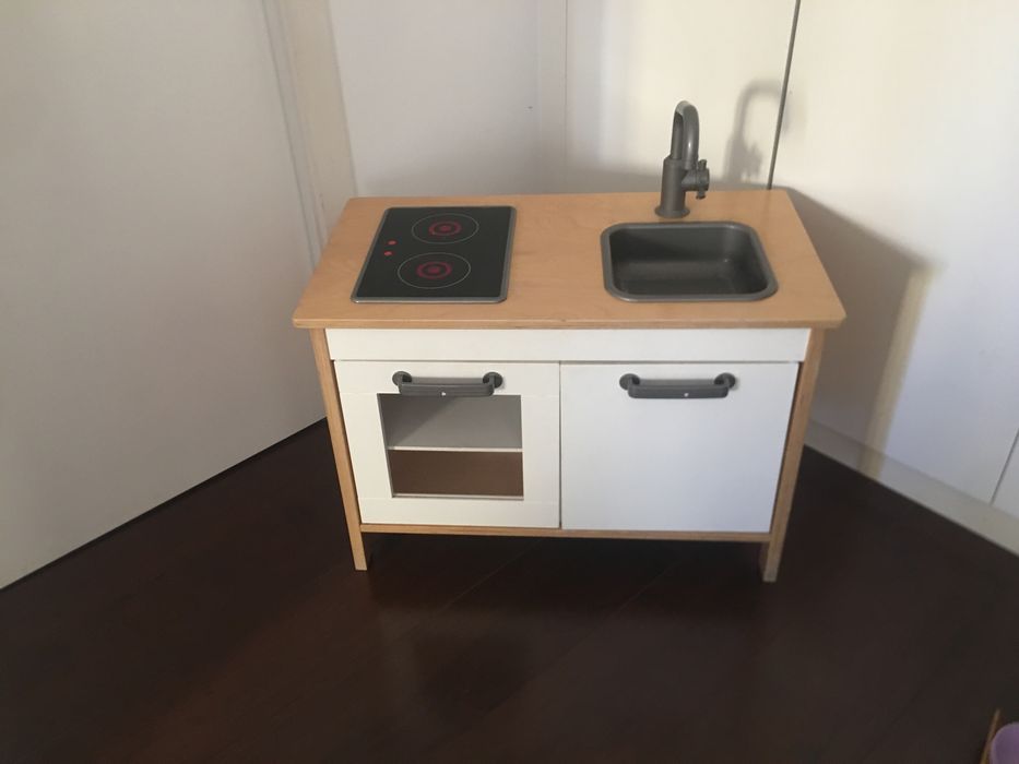 Cozinha de brincar! Perfeito para prendas de natal!