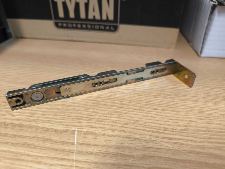 Rygiel dolny drewno ROMB