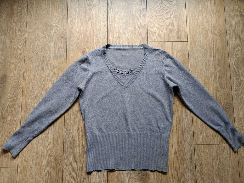 Cienki sweter, rozmiar 40