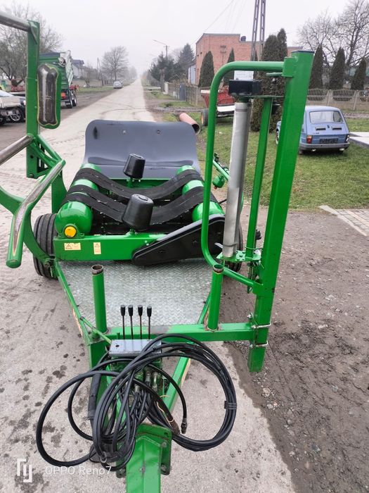 Owijarka samozaładowcza kverneland