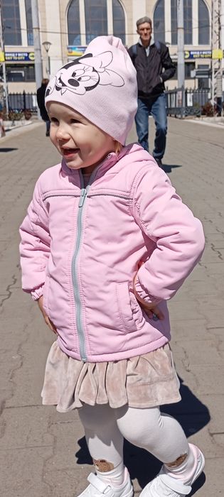 Курточка осіння для дівчинки