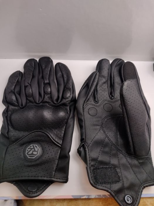 Качественные, кожаные, мото перчатки, отличного качества, новые