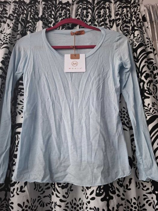 bluzka z kaszmirem błękit Mooij