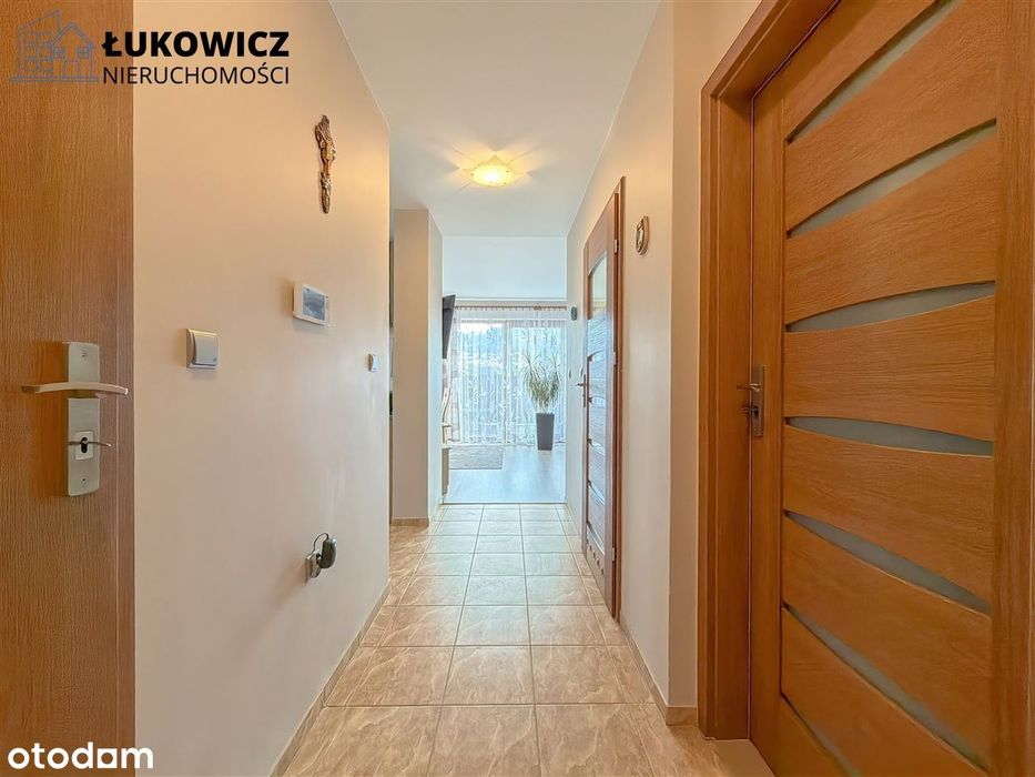 Komfortowy dom z widokiem na góry –Kozy!