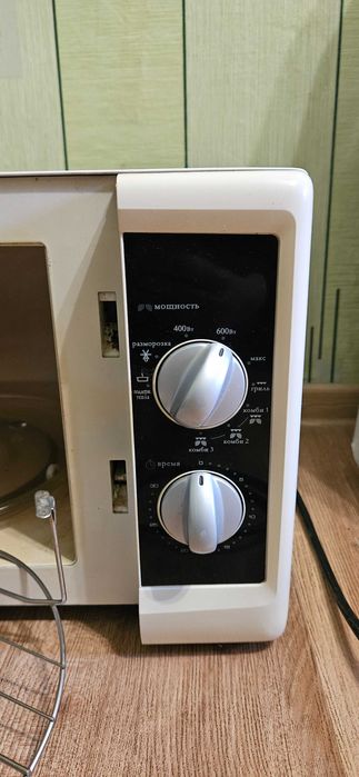 Микроволновка Whirlpool