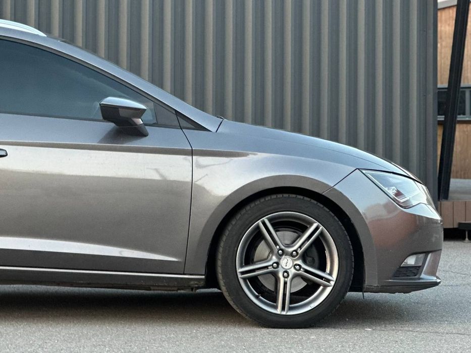 Seat Leon 2014  року, 1.6 дизель, механіка, передній привід, 323т.км