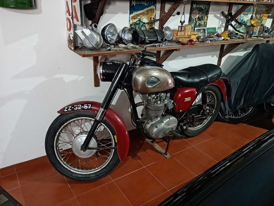BSA 350 devidamente documentada