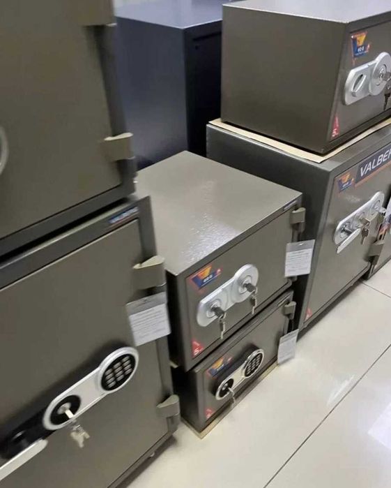 Сейфы оружейные взломостойкие для пистолета, винтовок, автомата