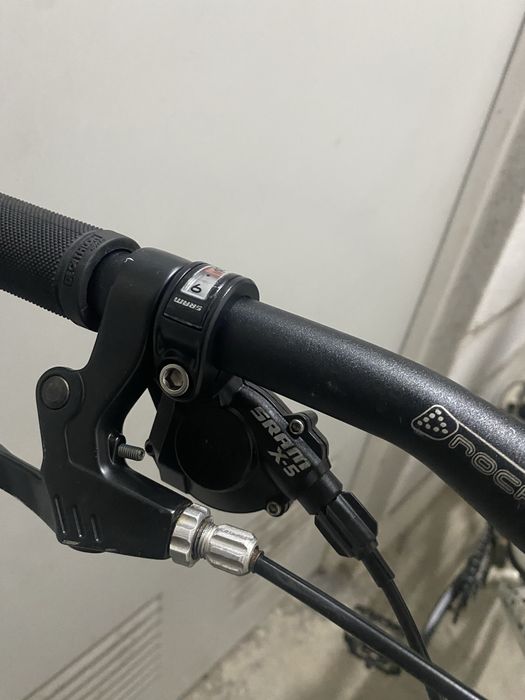Bicicleta BTT Rockrider 5.3 - Travões de Disco - Transmissão SRAM X5