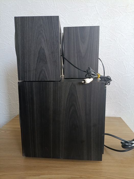 Акустическая  система  2,1 F&D A333 4U  Е 515