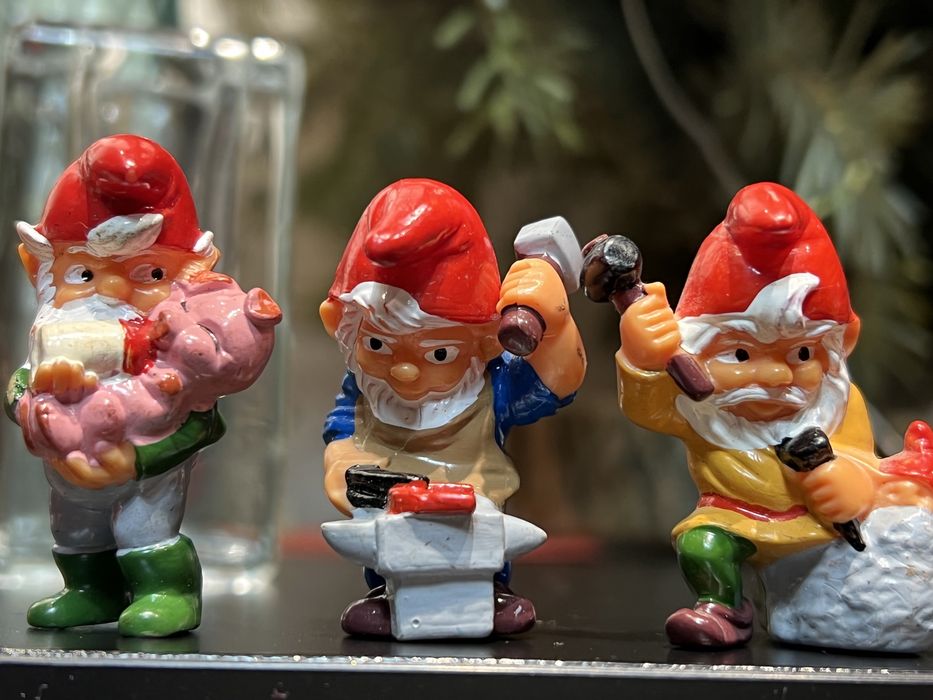 Гномы мастера киндер